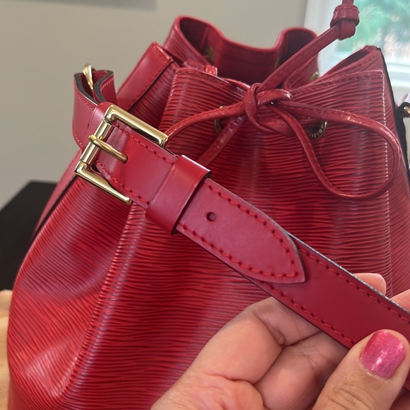 Authentic Louis Vuitton Red Epi Bag - Picture 5 of 14
